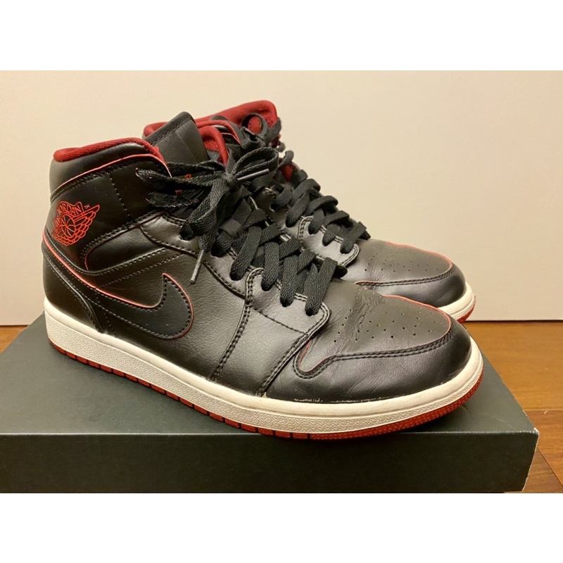 二手 Nike Air Jordan 1 Mid 黑紅 US9, 27cm, 554724-028