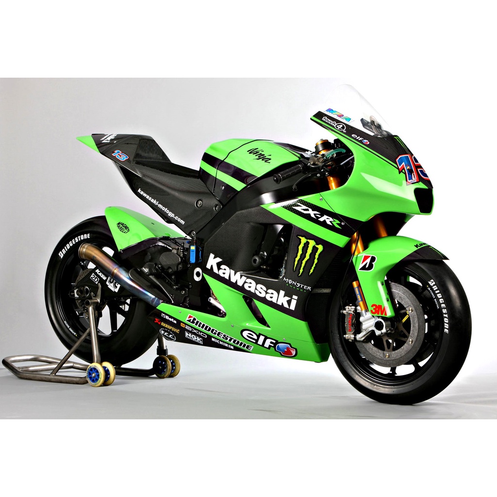 周兄用 2013 KAWASAKI ZX-6R KAWASAKI RACING TEAM 版本