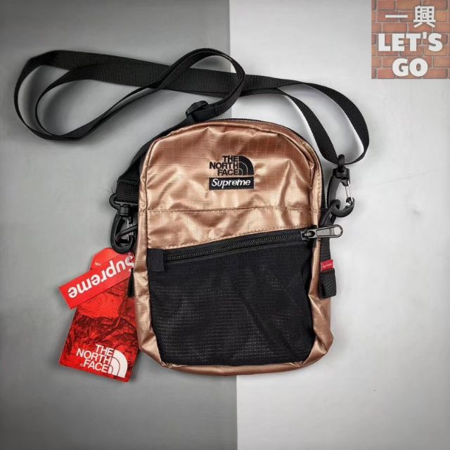 shoulder bag supreme north face