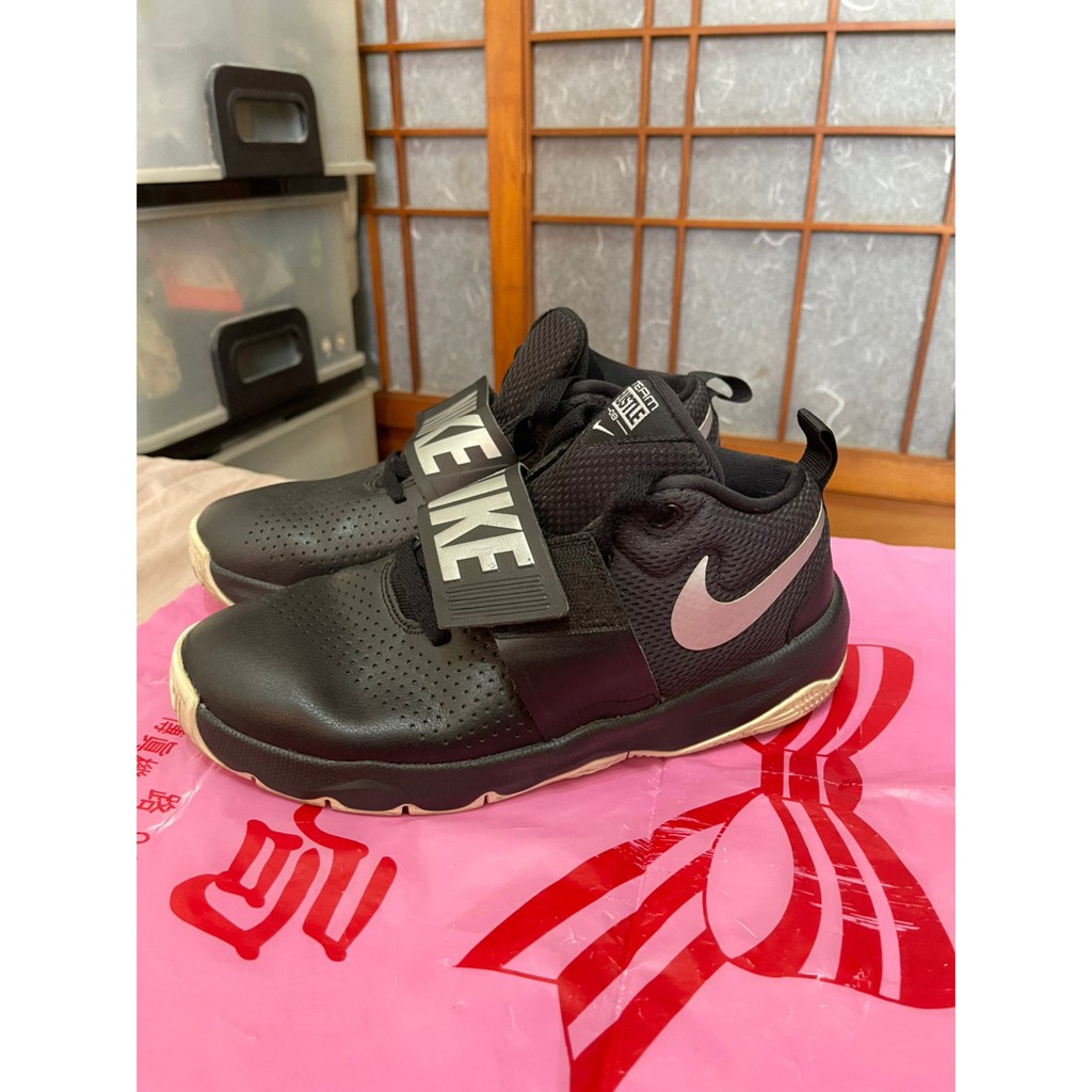 「 二手鞋 」 Nike 女生籃球鞋 US6.5Y（黑）2