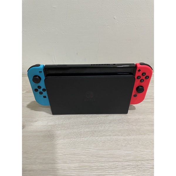 任天堂Nintendo Switch OLED款式電光藍電光紅台灣公司貨+switch pro原廠手把