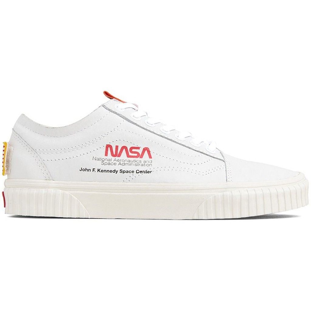 vans x space voyager old skool