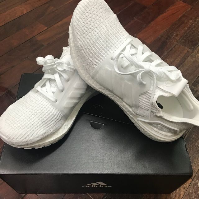 全新 Adidas Ultraboost 19 愛迪達 慢跑鞋 針織 透氣 輕量 全白 女鞋 G54015