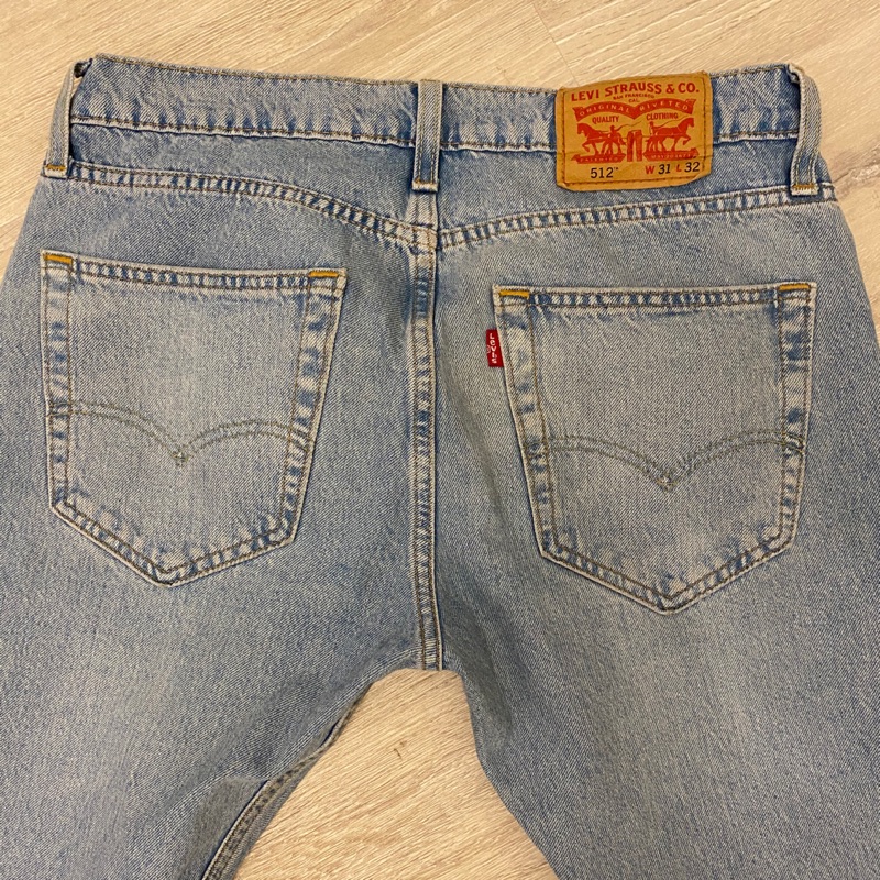 Levi’s 512