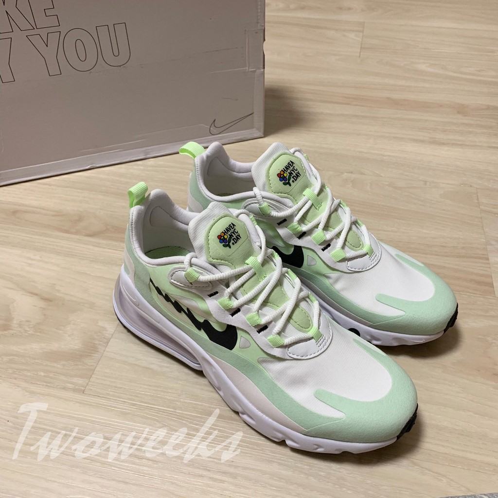 nike air max 270 react in my feels