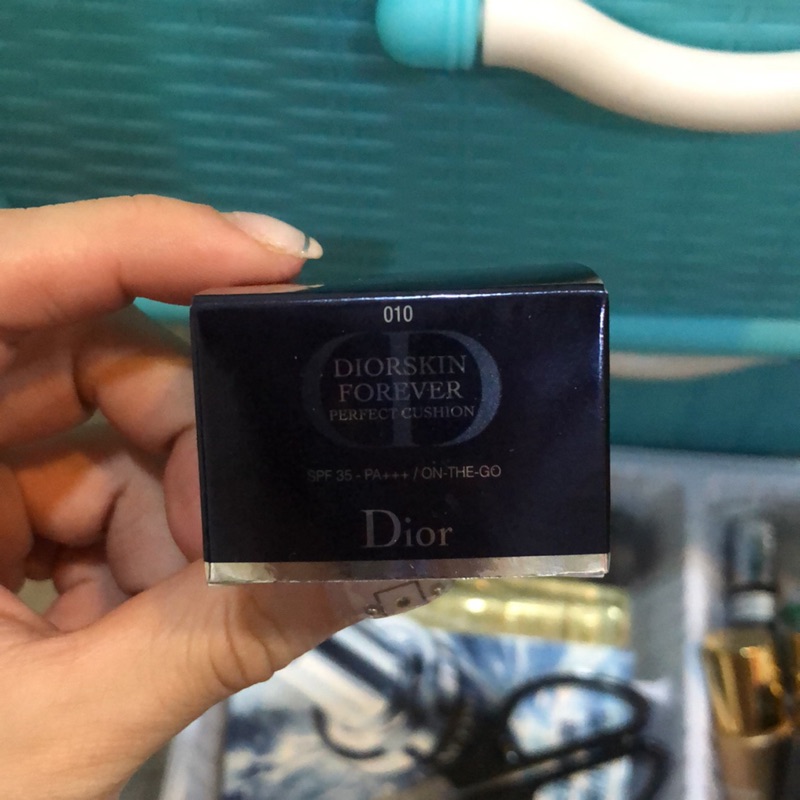 Dior迪奧超完美持久氣墊粉餅#010
