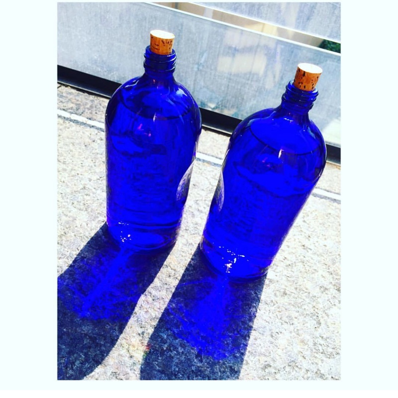 零極限 藍色太陽水 兩個藍色玻璃瓶