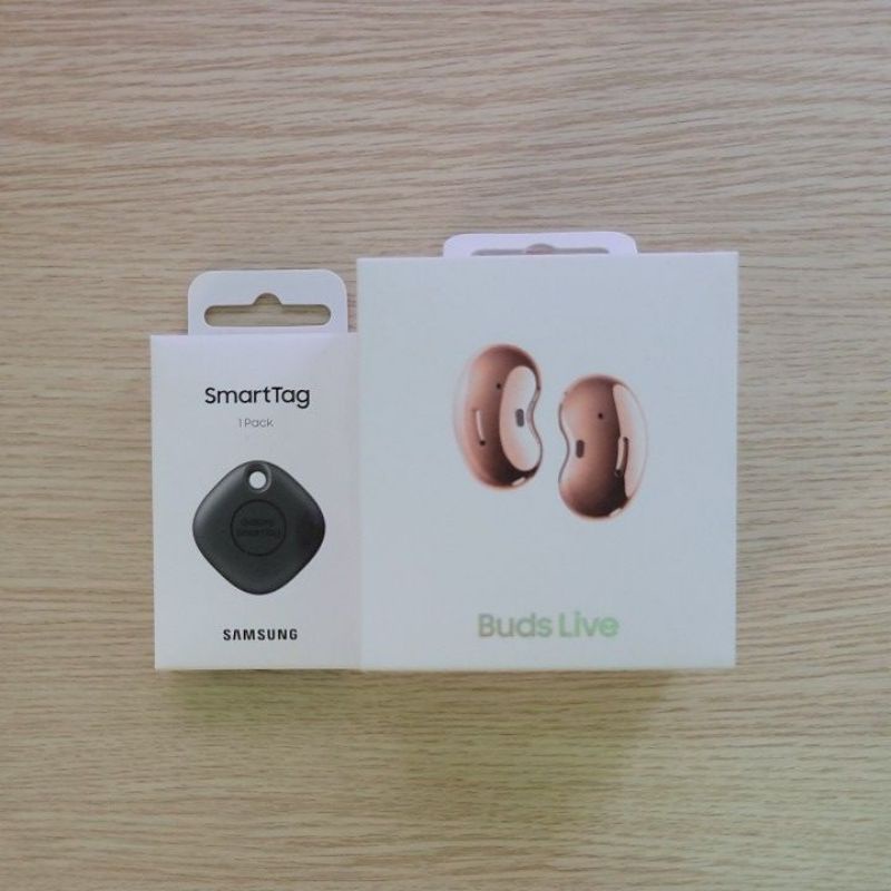 Samsung buds live &amp; smart tag