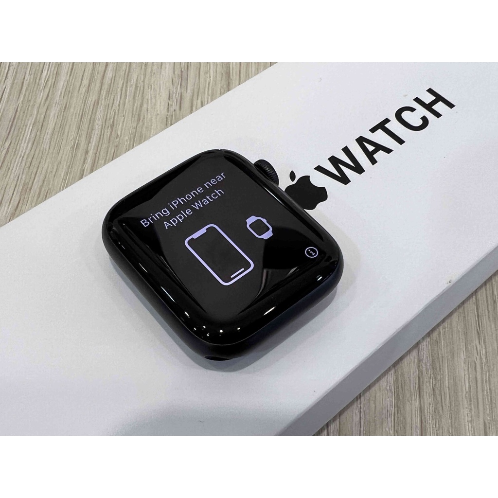 Apple Watch SE 44mm GPS 太空灰 白色運動錶環 漂亮無傷 只要7500 !!!