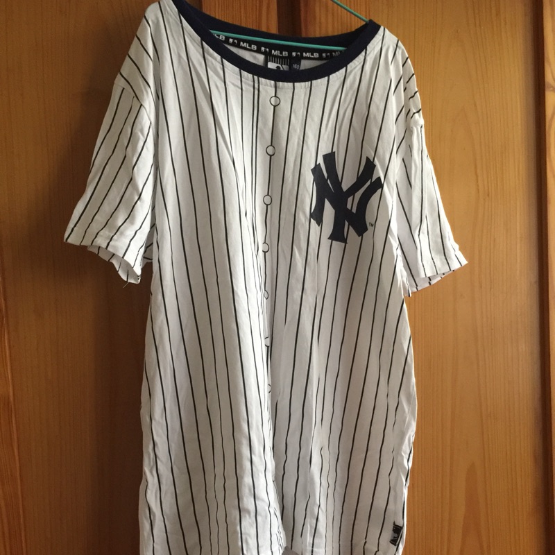 二手約八成新 MLB洋基條紋棒球T恤160cm