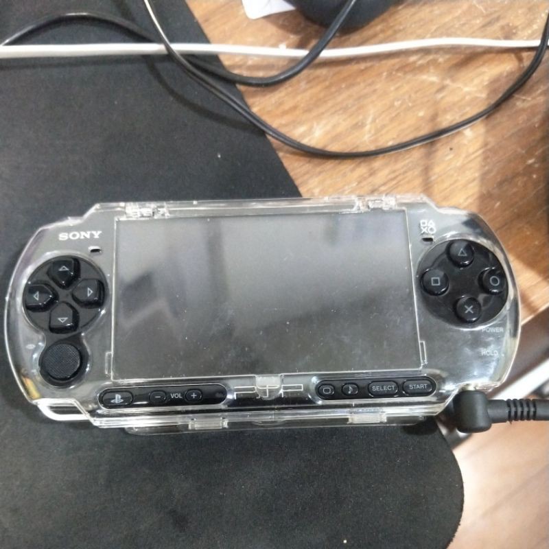 [二手良品]PSP 3007+魔物獵人2g+sony專用8g記憶卡[無盒]