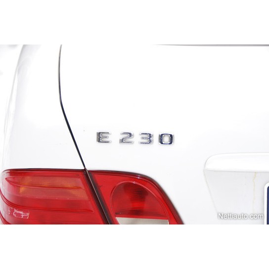 ~圓夢工廠~ Benz 賓士 2000~2008 E230 後車箱字貼 同原廠款式 鍍鉻銀 字體高度28mm