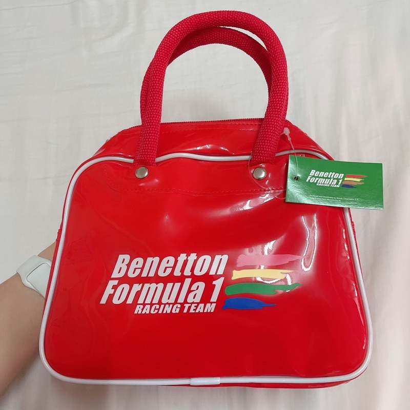 Benetton Formula1 班尼頓紅色防水皮革手提包 朋友送的.用不到,全新轉售@p7