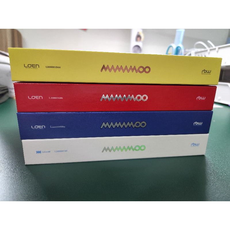 mamamoo 四季專  黃專 紅專 藍專 白專 空專 yellow flower red moon blue;s