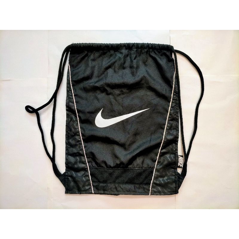 NIKE 黑色束口袋 經典Logo 後背包 健身包 健身 運動 籃球