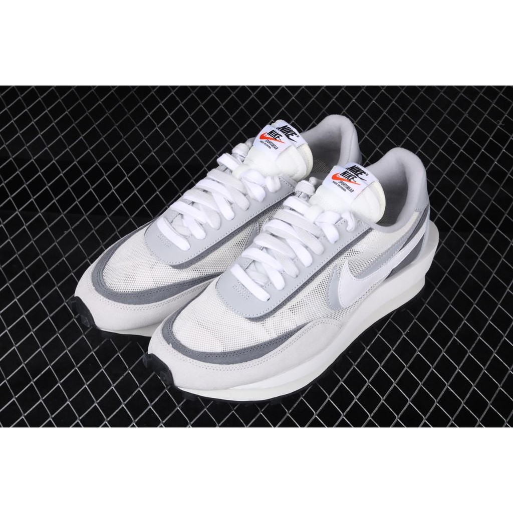 nike sacai grey white
