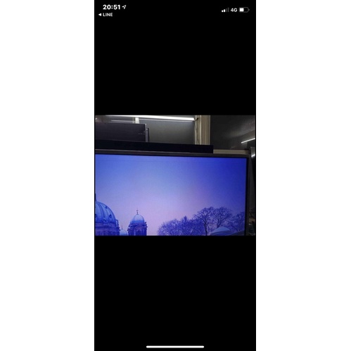 LG49吋4k型號：49UK7500PWA 面板有修過 上方有一條虛橫紋肌，支援ios鏡像 appleTV youtu