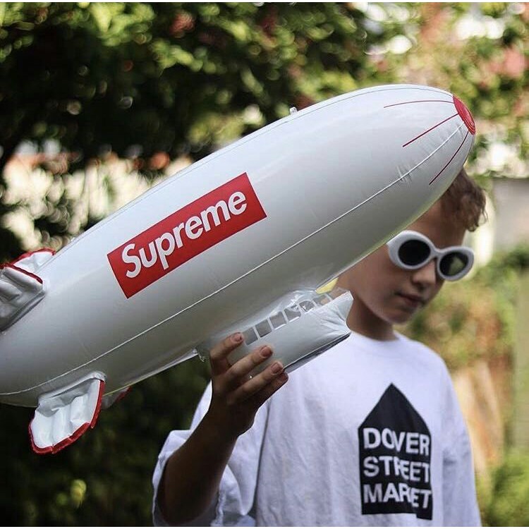超爆安 Supreme Inflatable バルーン 気球 飛行船 Blimp 置物