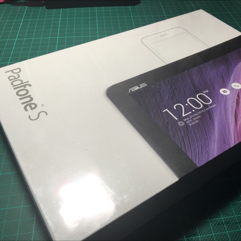 全新未拆封Asus Padfone S (P93L)專用平板基座