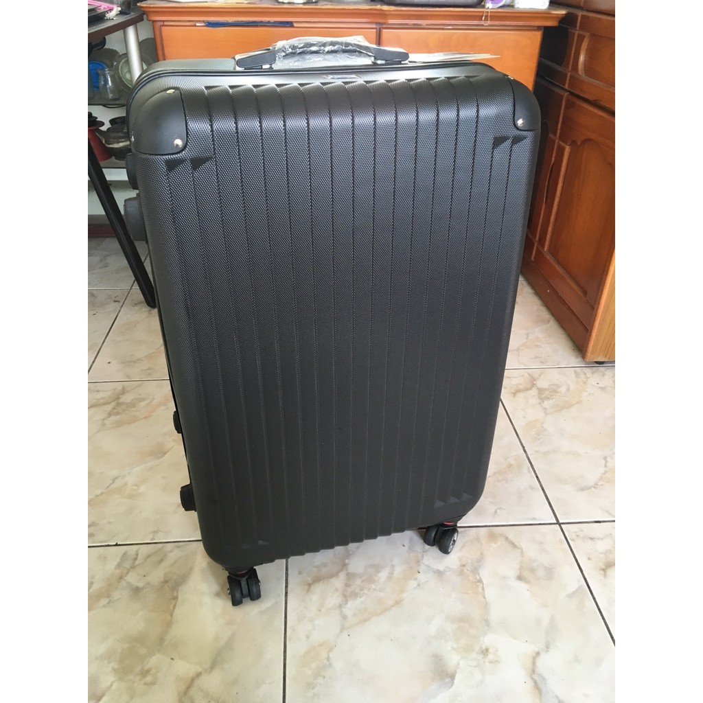 美國旅行者 American Traveler ABS 超輕量菱紋抗刮行李箱28吋(尊爵黑)