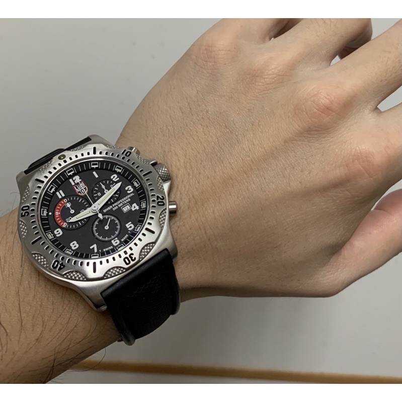 二手 品項佳🇨🇭瑞士製造 🇺🇸 雷明時 LUMINOX 8100 200米防水 氚氣燈管 計時碼錶