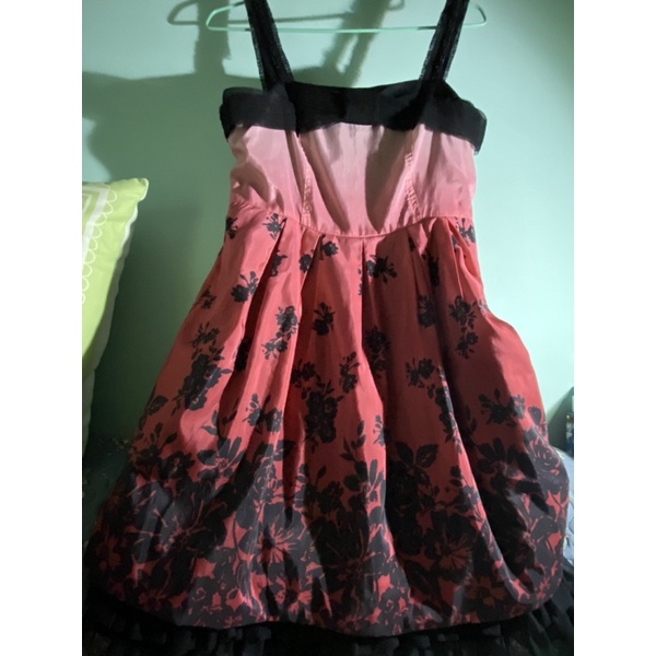 妮娜花園～🎊滿1500加價購🎊💖近新小L 以下Moma(38)黑色蕾絲肩帶珠飾莓果粉紅漸層玫瑰多層蓬蓬裙連身小禮服
