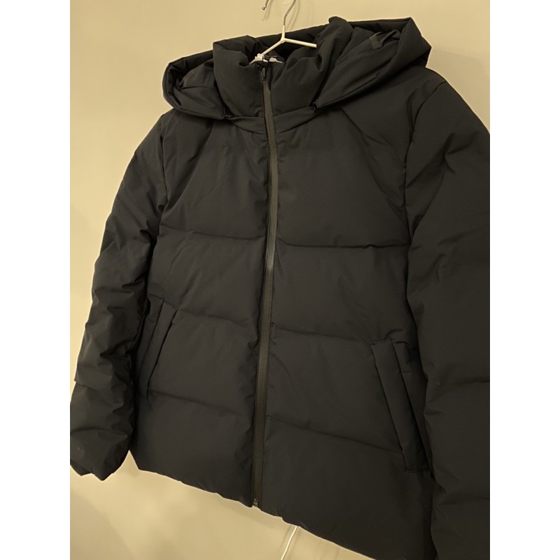 女版uniqlo絕美版型 超韓 霧面黑色 熱門尺寸m L無縫羽絨外套432025 Uniqlo非lativ 440950 蝦皮購物