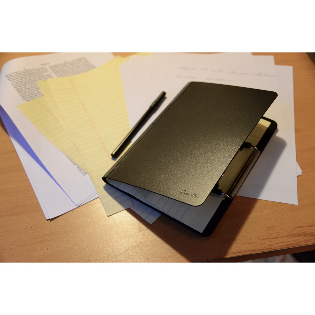 [問題] 可以放進白袍的折疊式板夾