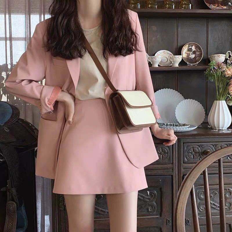 粉色小西裝外套女 春秋外套 韓版上衣 休閒短褲 寬鬆職業西服二件套
