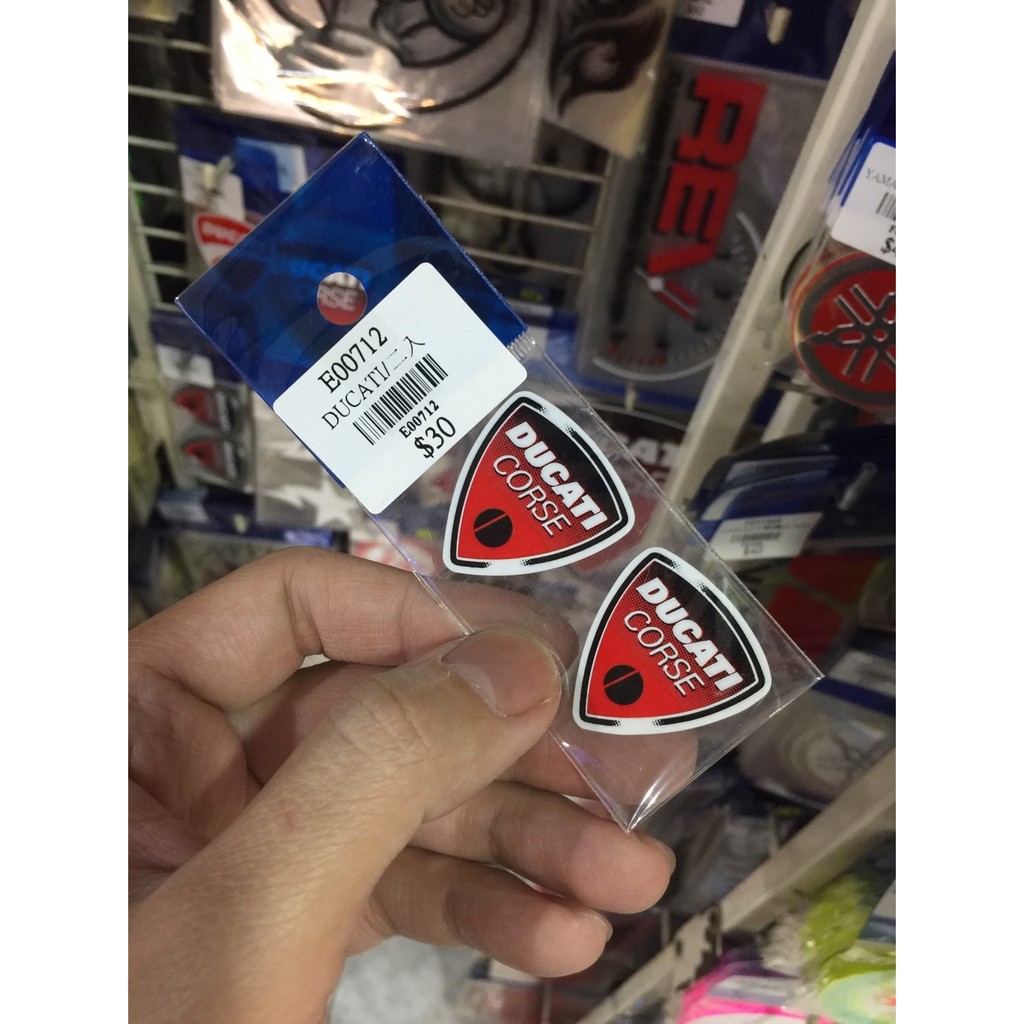 DUCATI 杜卡迪 盾牌  二入 $30 機車 汽車 重機 車貼 貼紙 車殼  各式貼紙  SMAX FORCE 勁戰