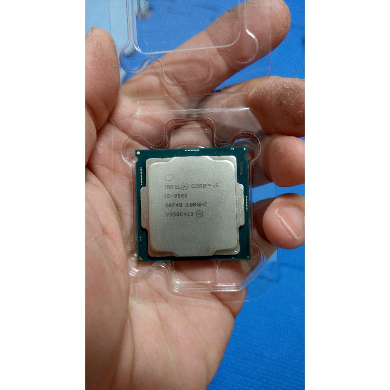 賣8-9代板用的1151腳位i5-9500的CPU(比i5-8400、i5-8500、i5-8600、i5-9400好)