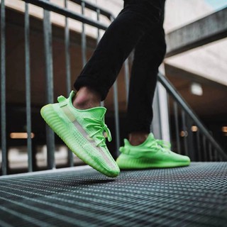 Adidas Yeezy Boost 350 V2 Gid Glow Adidas Yeezy Boost 350 V2 "Glow": Review  On-Feet