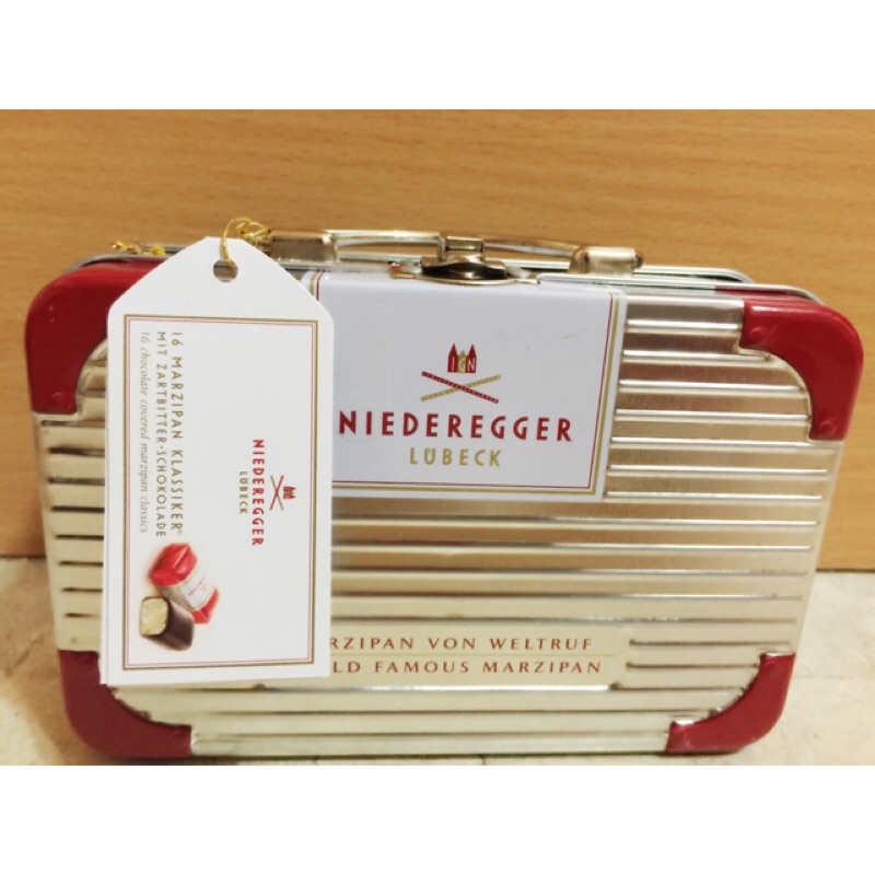 德國  Niederegger x Rimowa 設計包裝巧克力