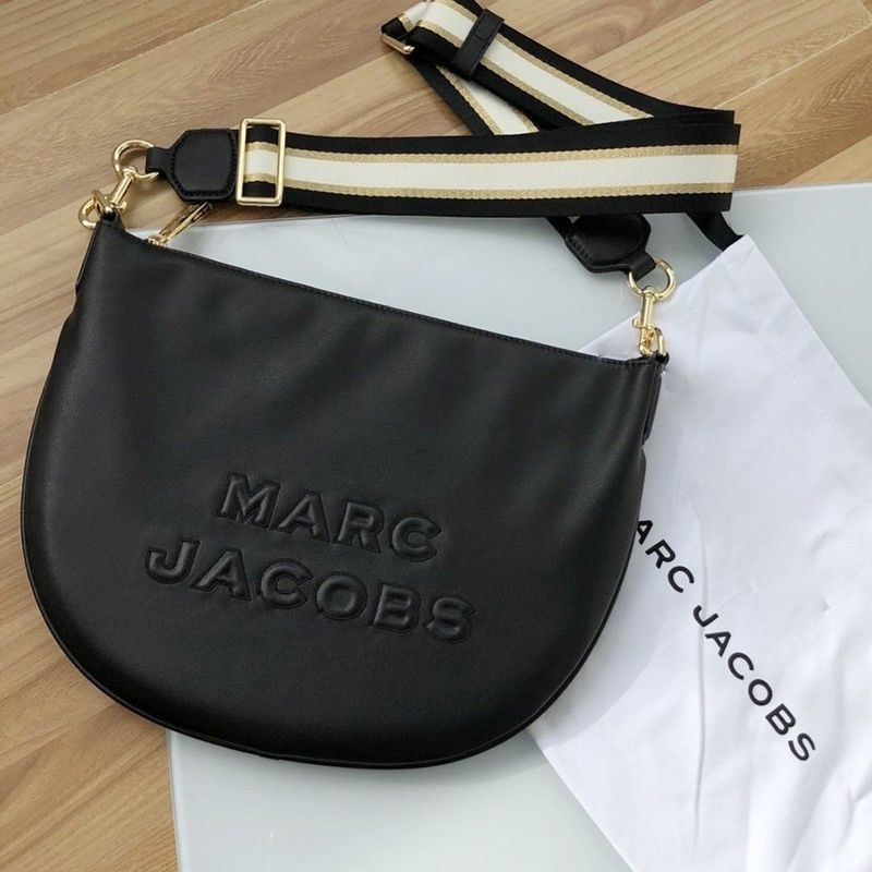 Marc Jacobs女包 單肩包 時尚斜挎包 mj馬鞍包 肩背包 可調節背帶側背包 Marc半月包