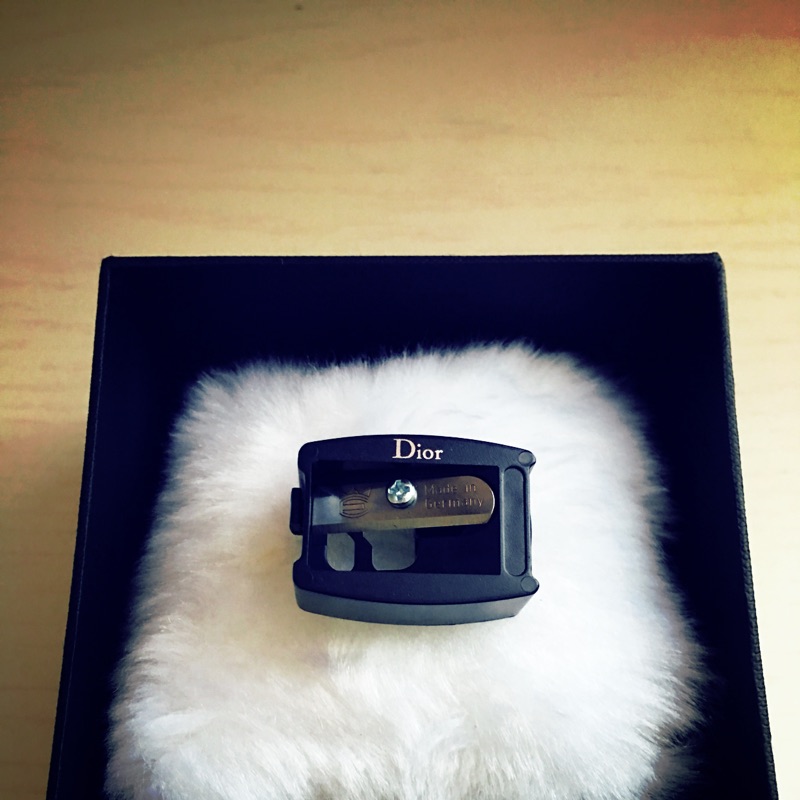 Dior 眉筆削筆器