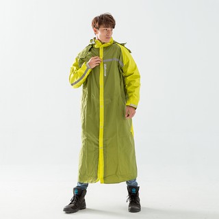 BrightDay 大人背包前開連身式風雨衣 藏衫罩背背款 黃綠 一件式雨衣 雨衣《比帽王》