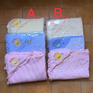 =全新NG= 黃色小鴨 嬰幼兒 秋冬 鋪棉加厚 荷葉邊 滿版印花 包巾 小蓋毯 蓋被 臺灣製造