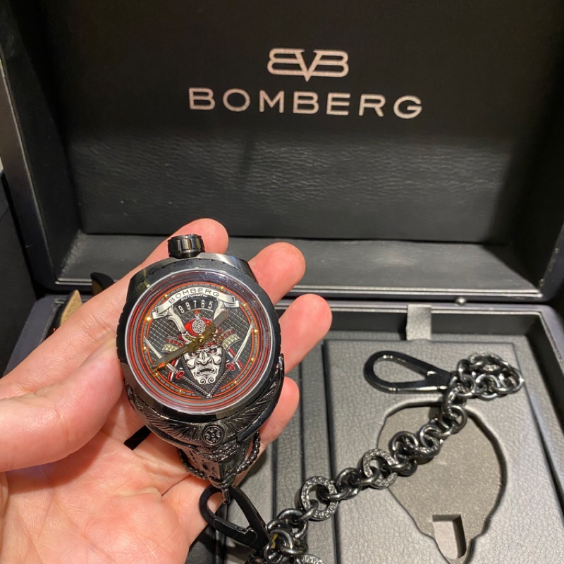 BOMBERG 炸彈錶 BOLT-68 SAMURAI武士限量版機械錶-黑紅/45mm