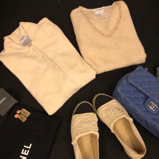 國際品牌 CHANEL香奈兒 象牙白/米白 腰際造型/不規則珍珠 羊毛上衣(上衣皆已售出，請勿下標）