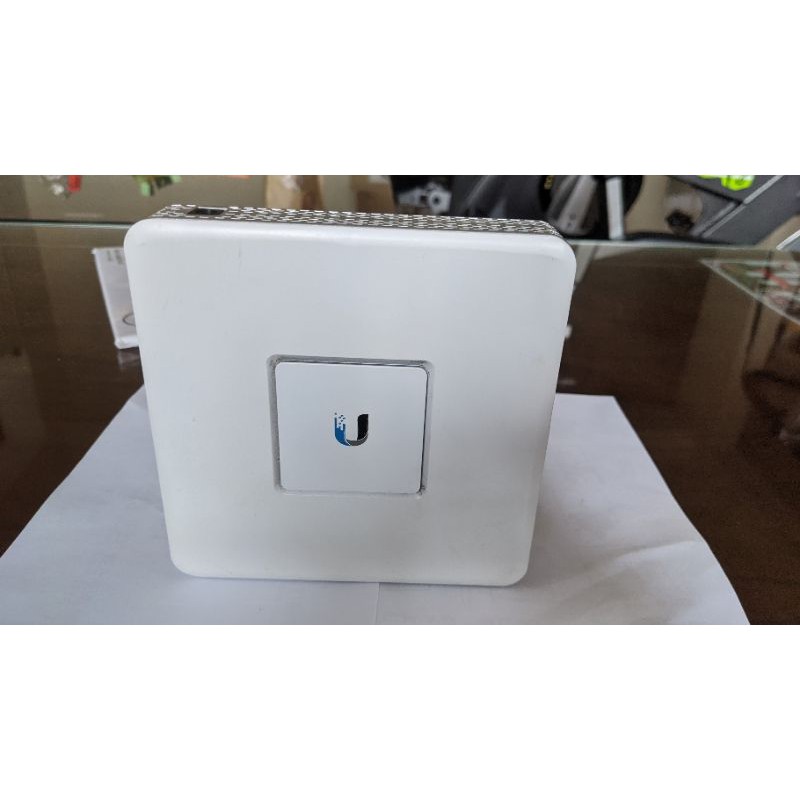 USG-3P+CLOUDKEY GEN2+不拆售