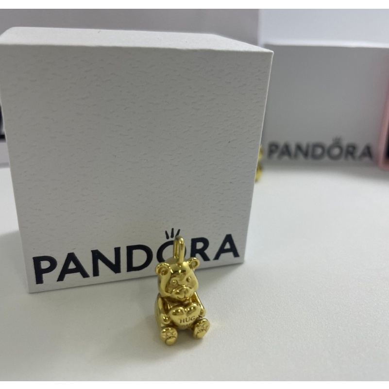 【全新現貨】英國🇬🇧 正品 Pandora 潘朵拉 手鍊 串飾 串珠 金色K金 熊 西奧多熊 Hug me 愛心 抱抱熊