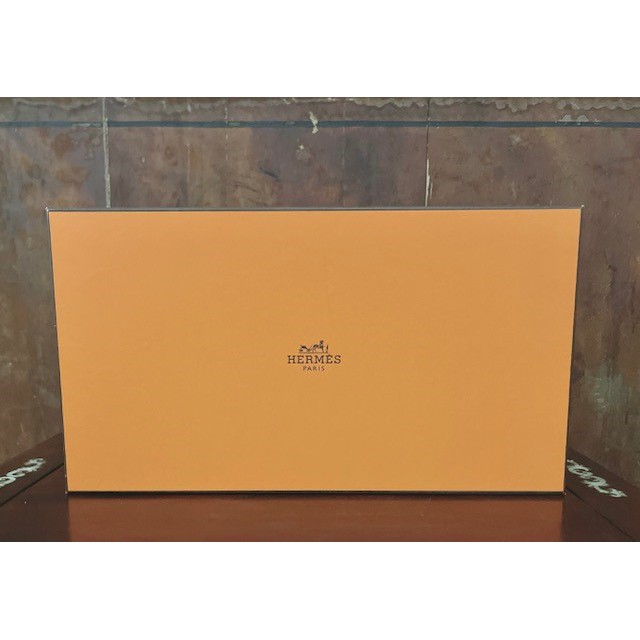 【二手名牌鞋盒】愛馬仕 Hermès 鞋盒 附 鞋子防塵袋*2 橘盒 收納盒 硬紙盒 禮物盒