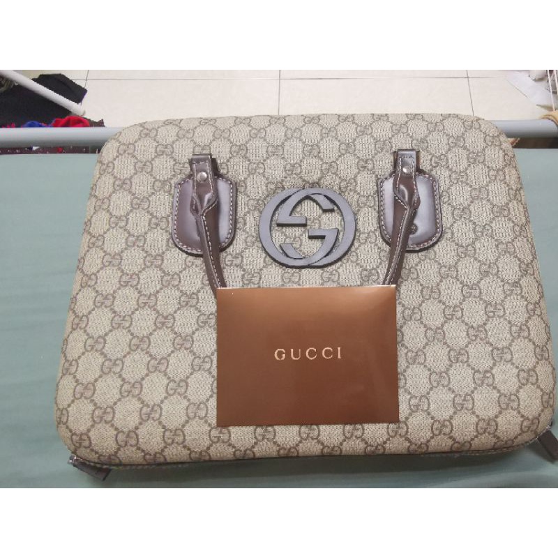 ＃大降價 Gucci 正版 9.5成新 公事包/筆電包 附購證 面交