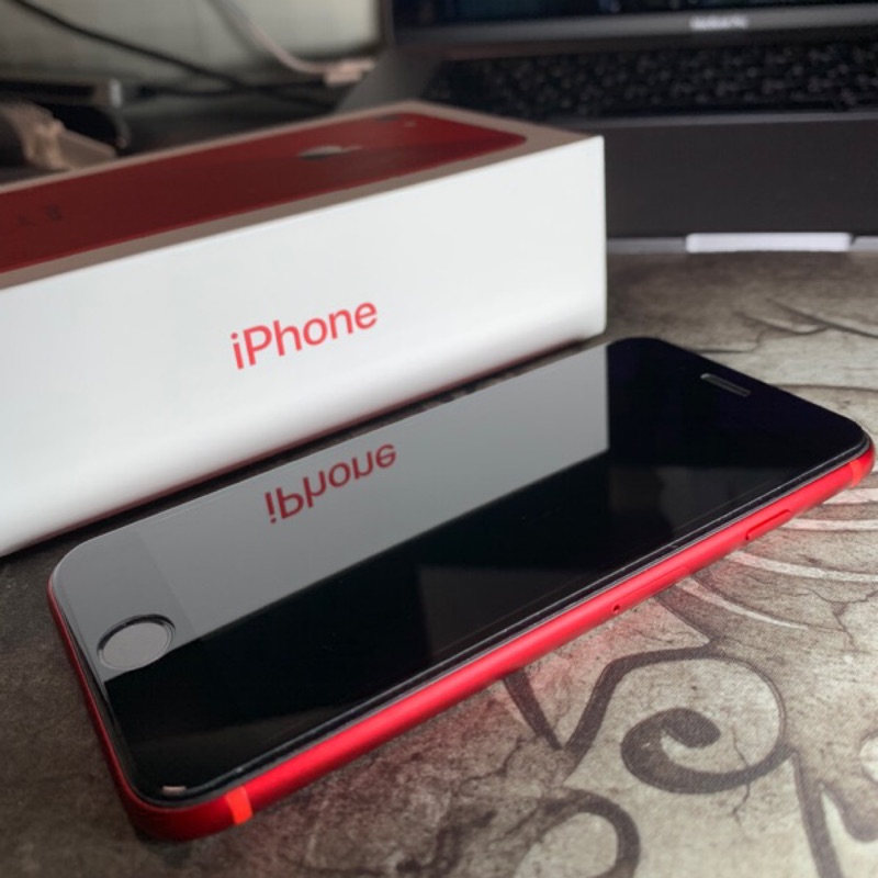 Apple iPhone 8 64G 4.7吋 紅色 美版 品項超級優秀