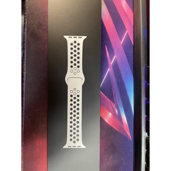 Apple Watch 原廠 Nike 運動錶帶 45 mm pure platinum 配黑色