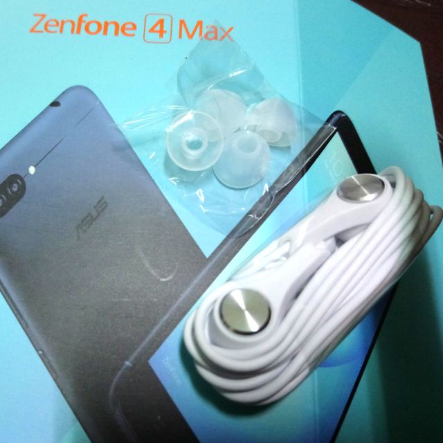 （暫售）Asus zenfone 4 max 耳機