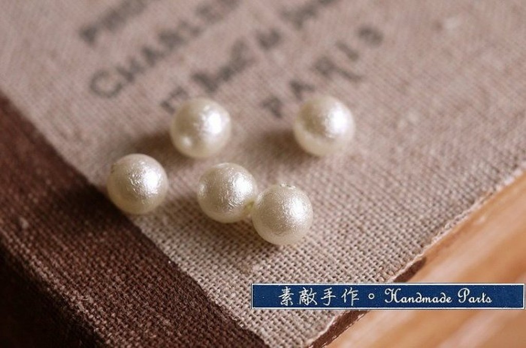 好評再入荷+價格調降。素敵手作Antique材料。香港製-10mm塑料棉花糖皺紋珍珠