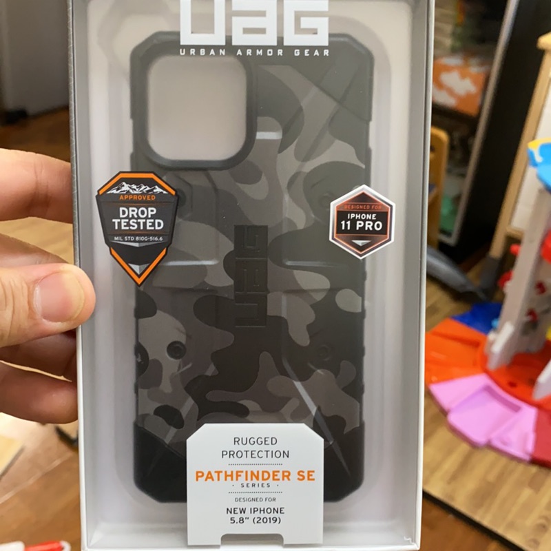 全新正版 UAG 軍規防摔殼 iPhone 11 Pro  黑迷彩 官網購入