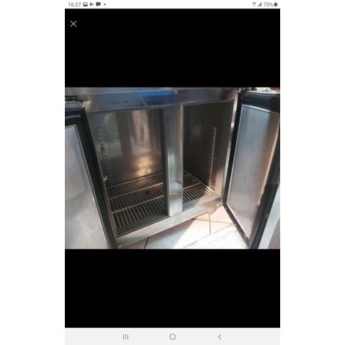二手中古工作台冰箱，寬120cm，深度60cm，保固3個月，請詢問大戶藥師
