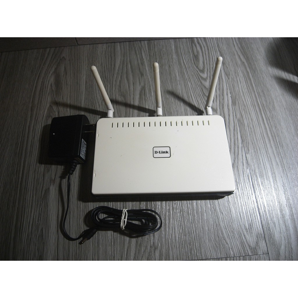 二手-D-Link DIR-655 高效能無線寬頻路由器 無線 寬頻 路由器 網路 分享器